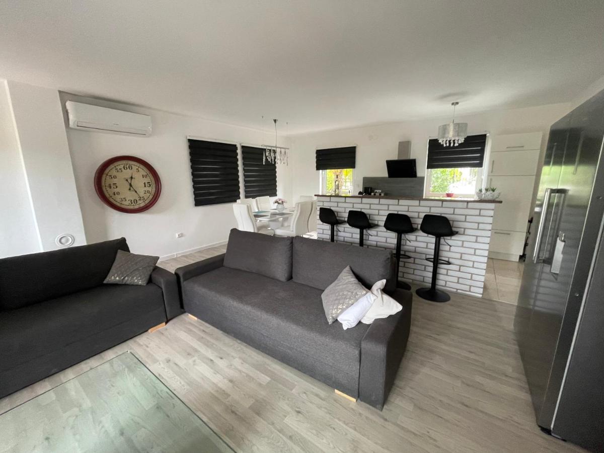 Enna Apartment A Meerblick Perfect Location Μεντουλίν Εξωτερικό φωτογραφία