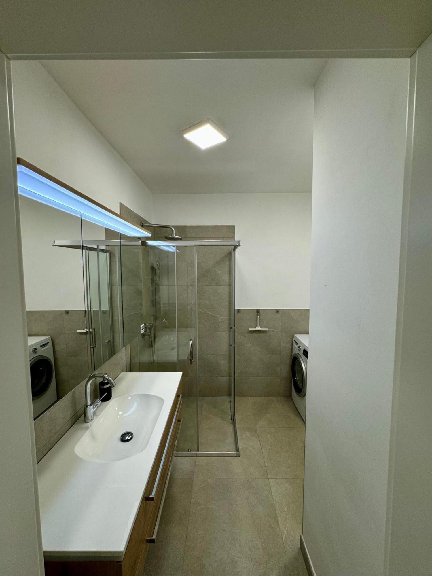 Enna Apartment A Meerblick Perfect Location Μεντουλίν Εξωτερικό φωτογραφία